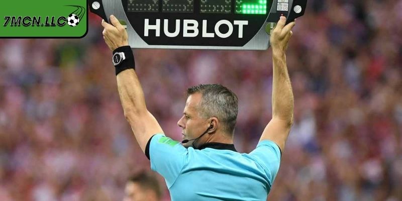 Hublot Trong Bóng Đá Là Gì Góc Nhìn 7M Hiện Đại Chuyên Sâu 2 Hublot trong bóng đá là gì vận hành sân đấu